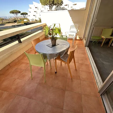 2 Pieces Avec Terrasse, Parking Prive - Fr-1-731-90 Lejlighed *