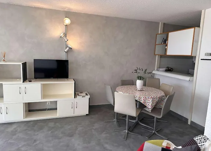 Апартаменты 2 Pieces Avec Terrasse, Parking Prive - Fr-1-731-90 Ле-Гро-дю-Руа
