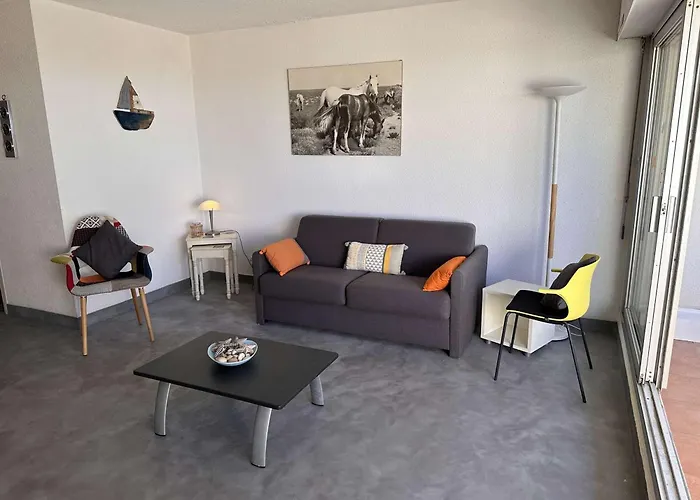 2 Pieces Avec Terrasse, Parking Prive - Fr-1-731-90 Ле-Гро-дю-Руа